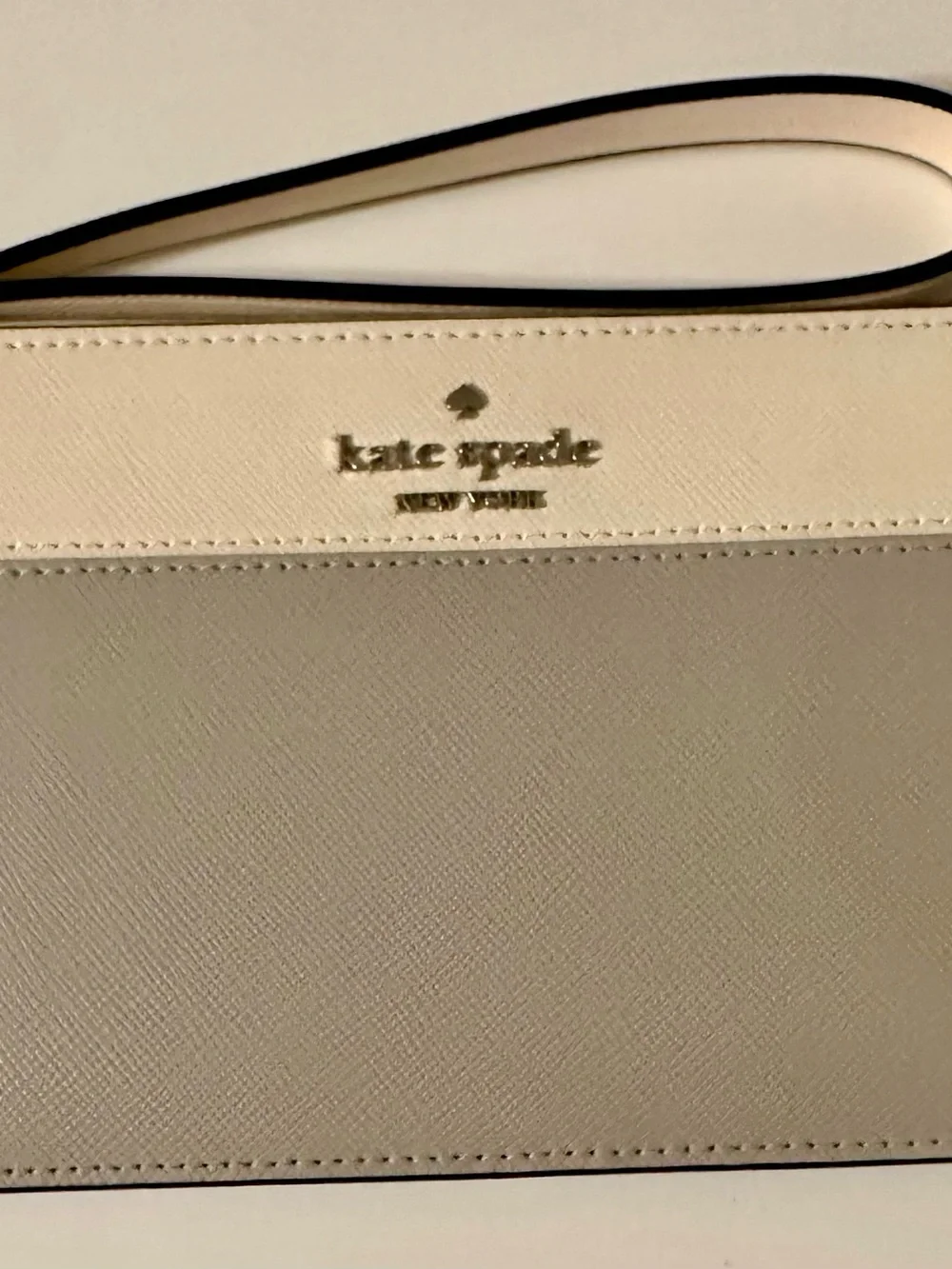 kate spade Two-Tone White and Light Gray Saffiano Wristlet